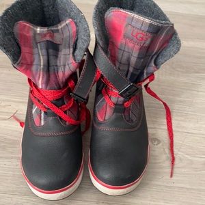 Ugg waterproof snow boots great condition